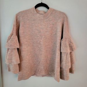 ANDREE BY UNIT Tier Sleeve Sweater
